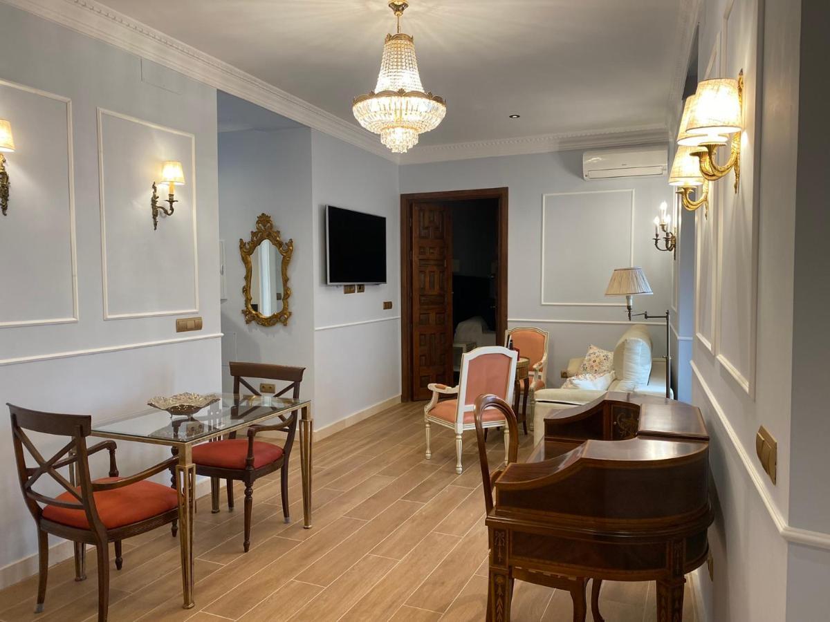 Suites San Esteban 16 Real Sevilla Exterior foto