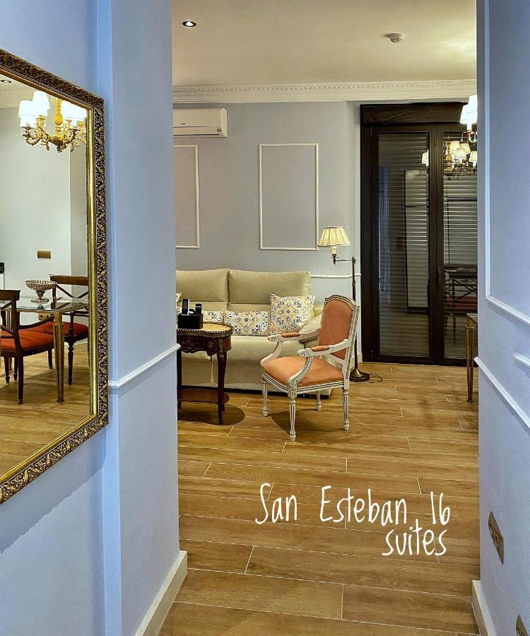 Suites San Esteban 16 Real Sevilla Exterior foto